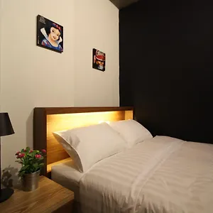 彩蝶旅舍 首爾