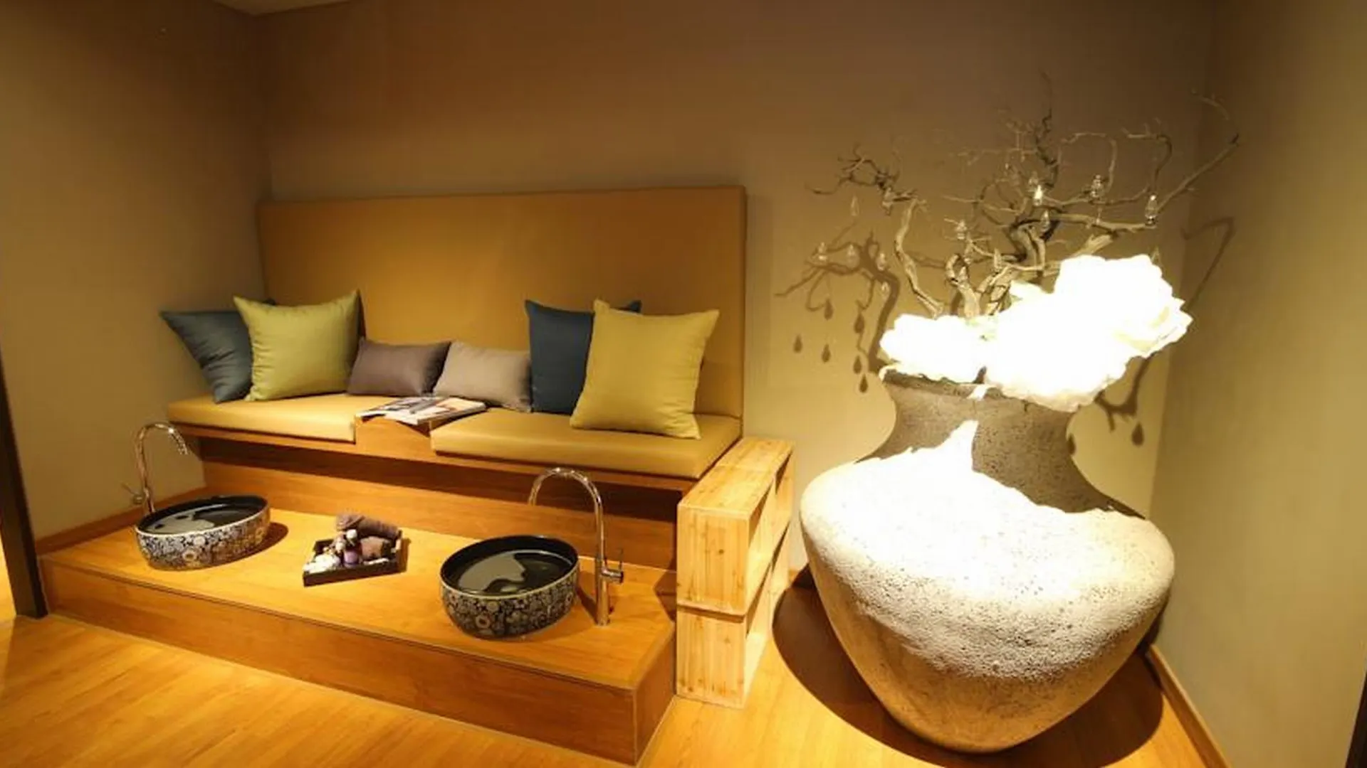Hotel Atrium Jongno Seul 3*,  Güney Kore